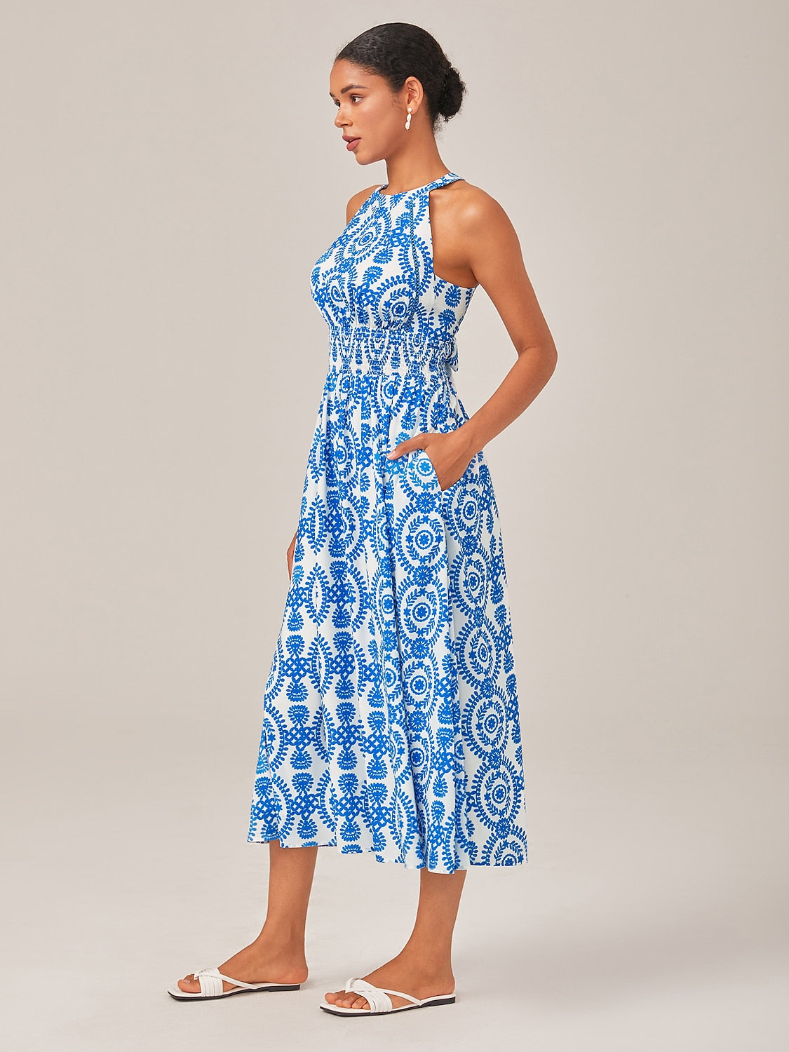 Resort-Style Halter Maxi Dress Fitted Waist