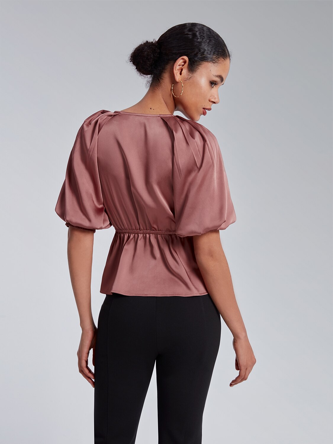 V-Neck Puff Sleeve Peplum Top
