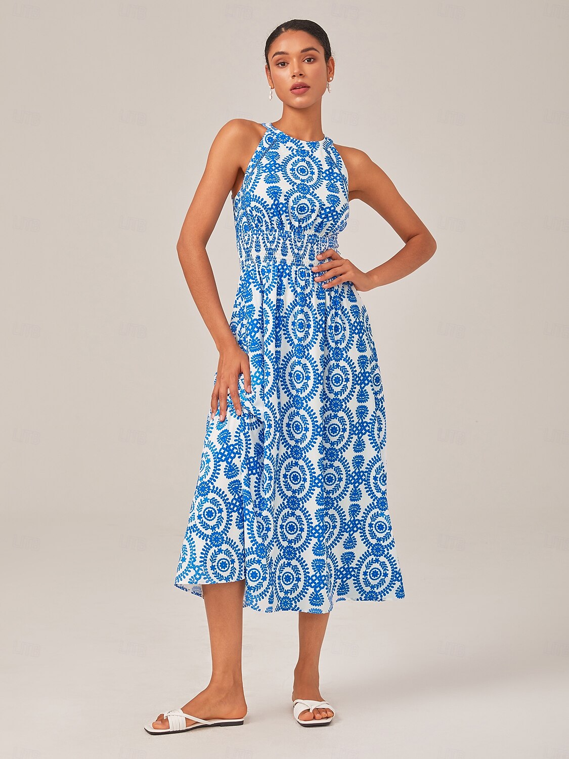Resort-Style Halter Maxi Dress Fitted Waist