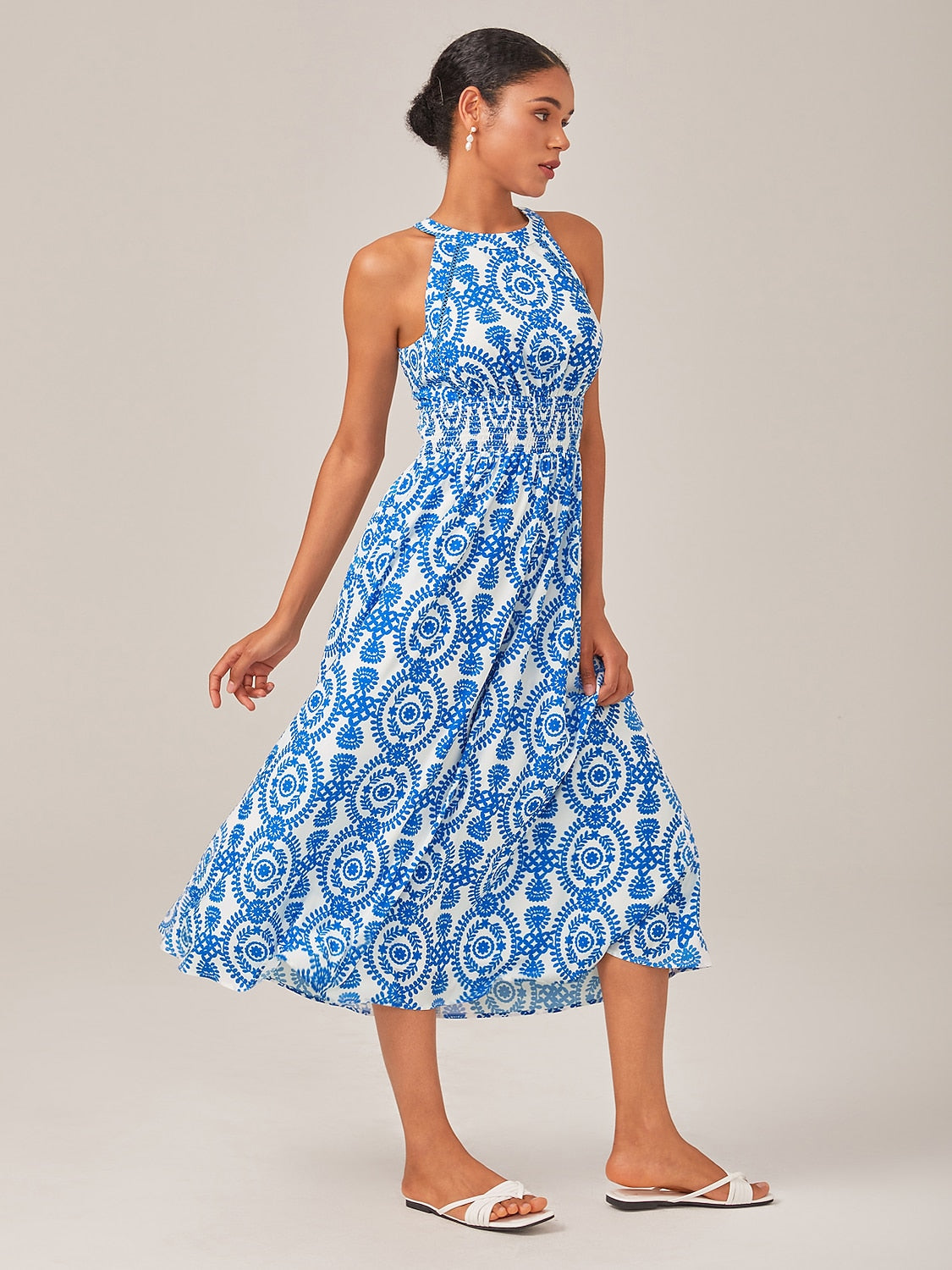 Resort-Style Halter Maxi Dress Fitted Waist