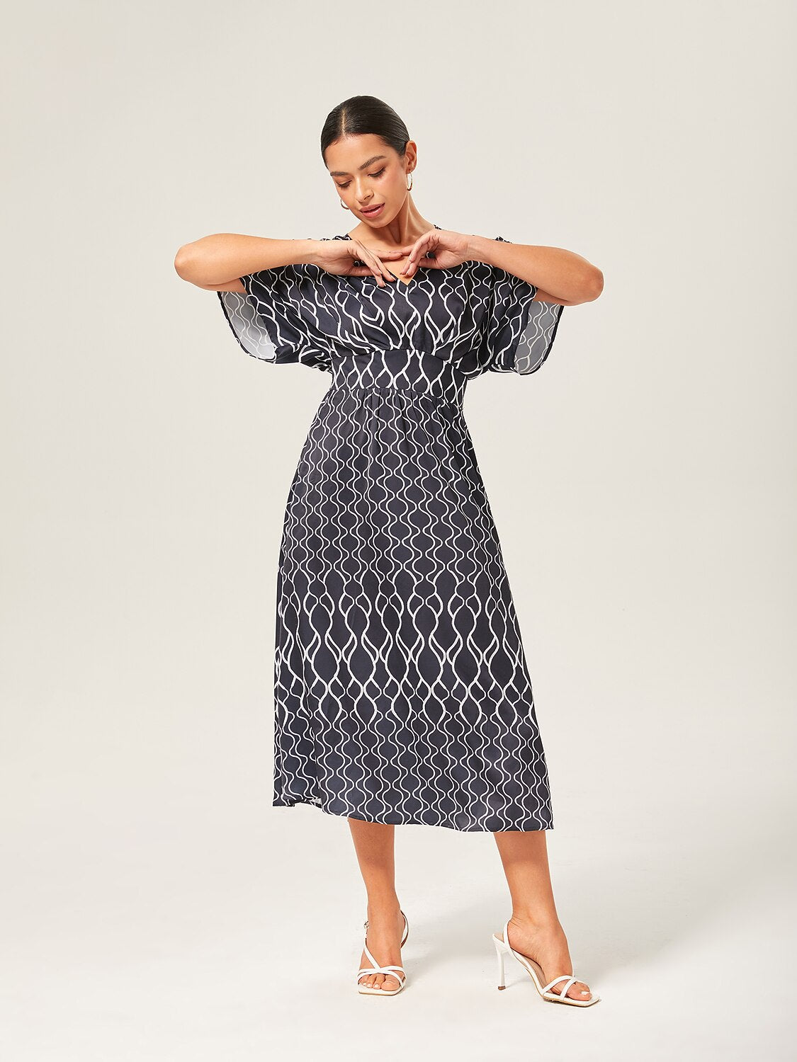 Geometric Print V-Neck Cinched Maxi Dress