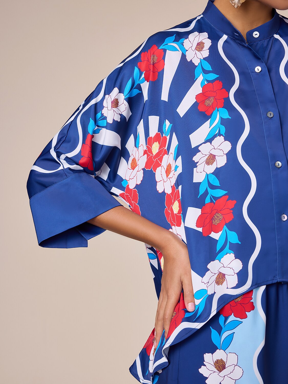 Satin Artistic Printing Standing Collar Blouse