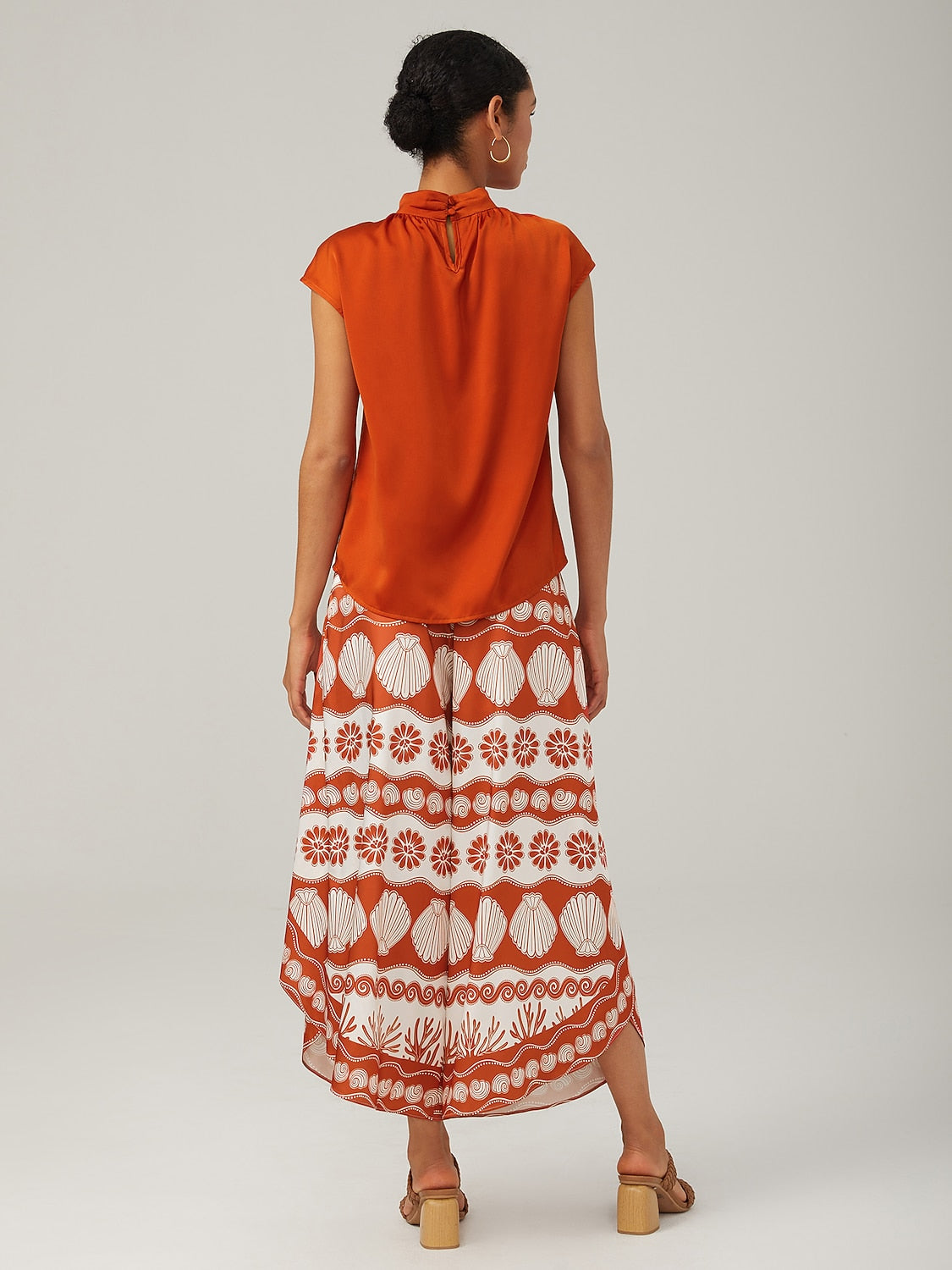 Orange Stand-Up Collar Sleeveless Knotted Top
