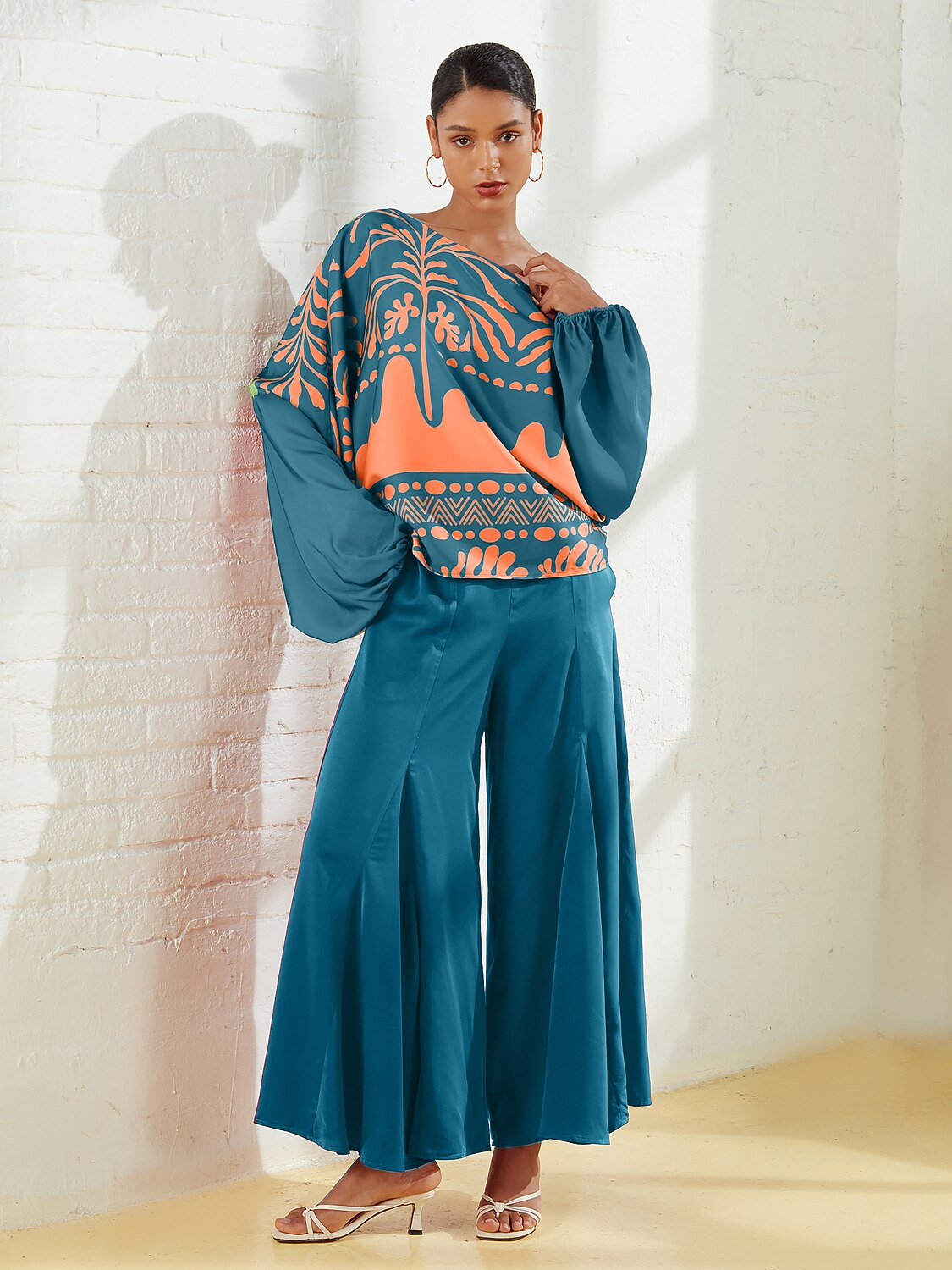 Satin Geometrical Floral Print Puff Sleeves Vacation Shirt