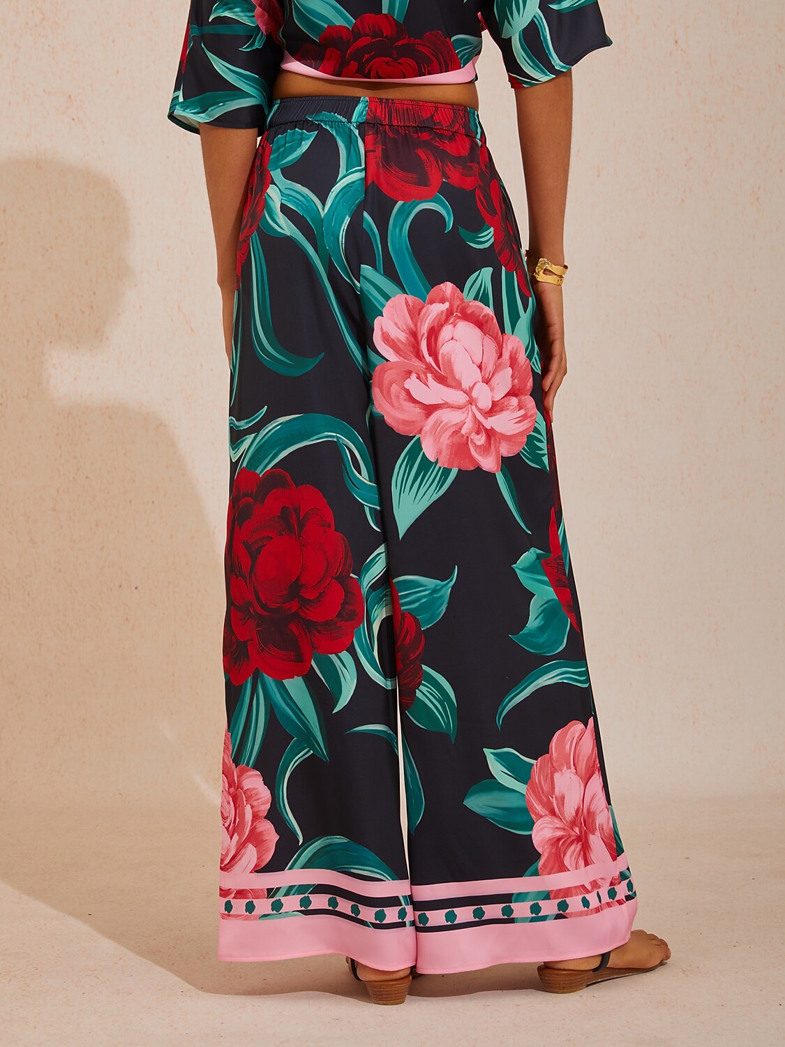 Vacation Contrast Artistic Floral Satin Straight Pants