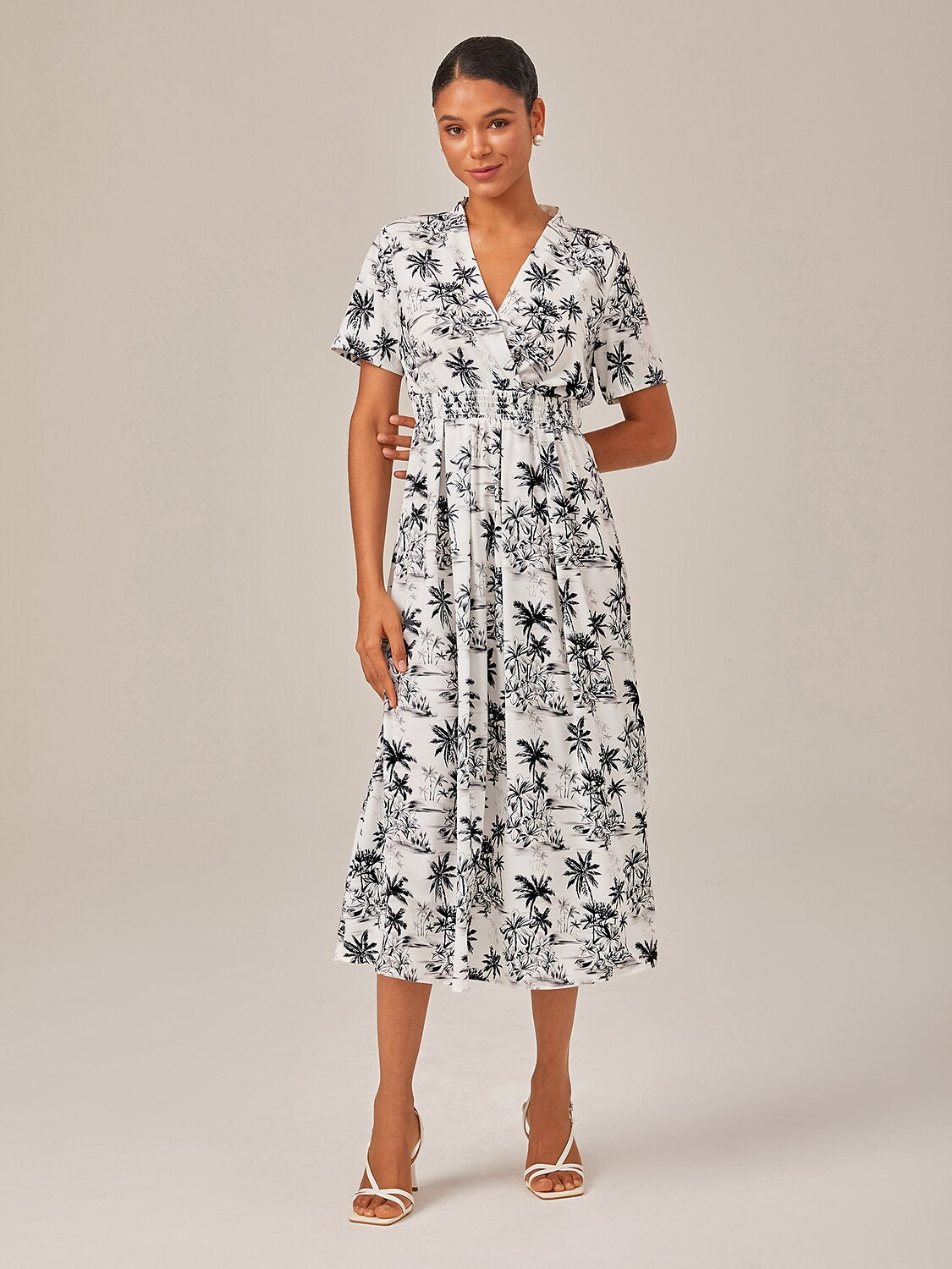 Black & White Beach Print Vacation-Style Midi Dress