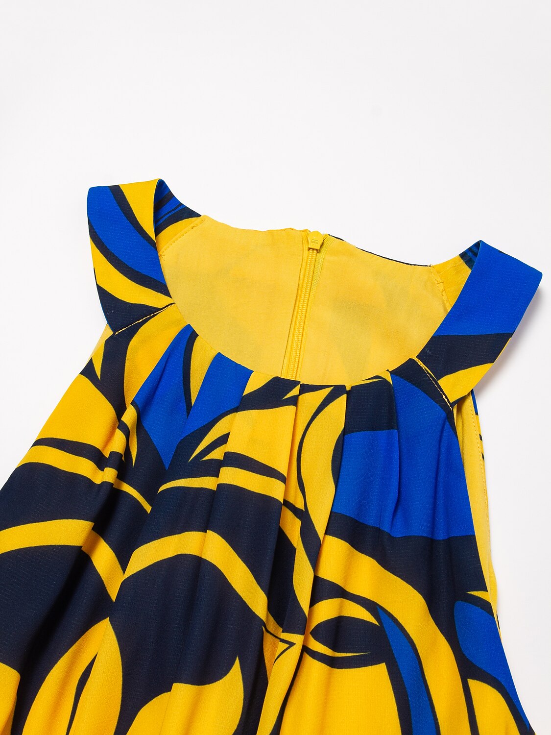 Sleeveless Satin Floral Print Belted High Neck Dres