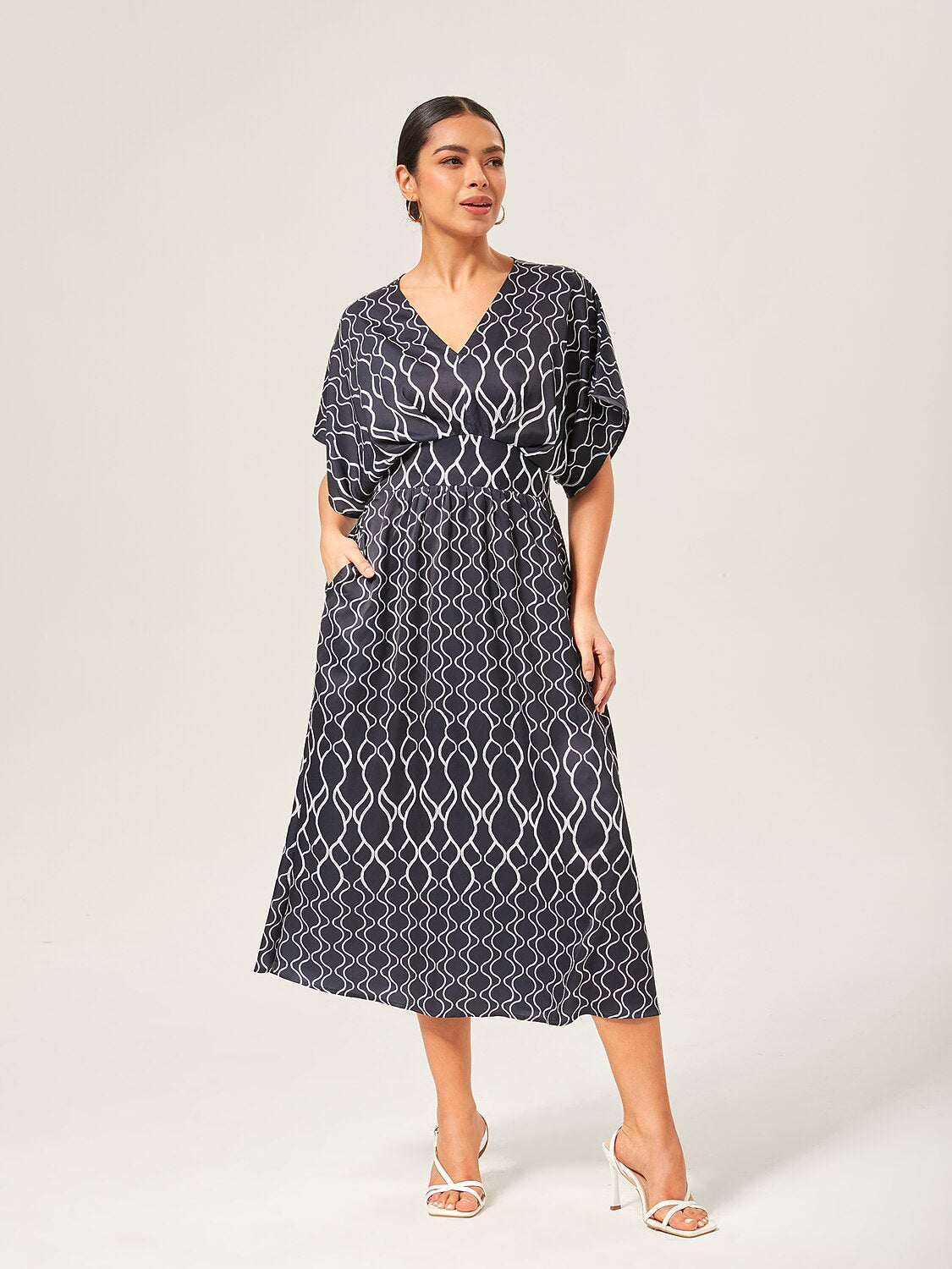Geometric Print V-Neck Cinched Maxi Dress