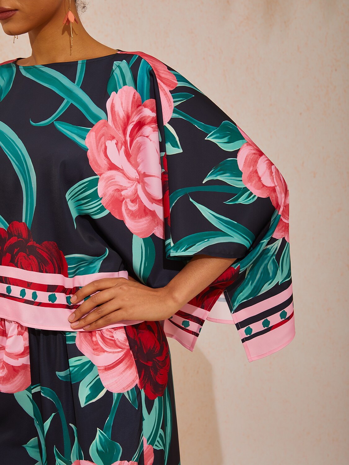 Vacation Contrast Color Artistic Floral Dolman Sleeve Satin Top