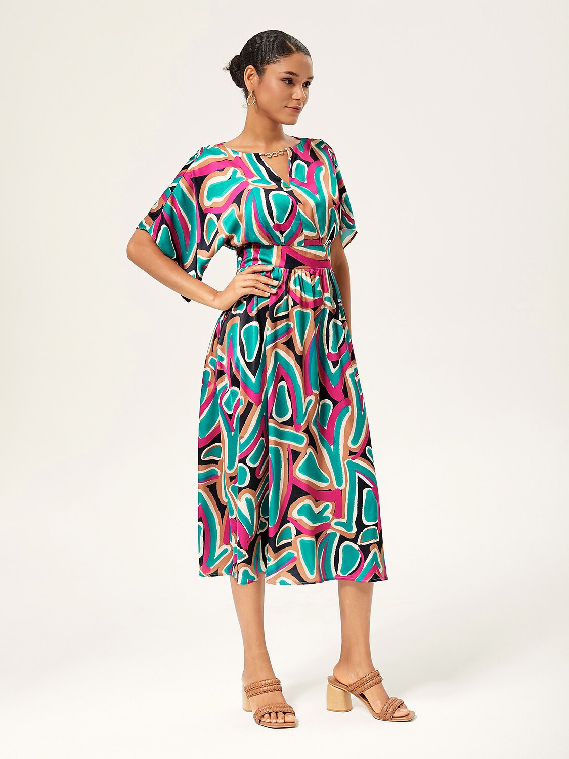 Colorful Abstract Batwing Sleeve Cinched Satin Dress