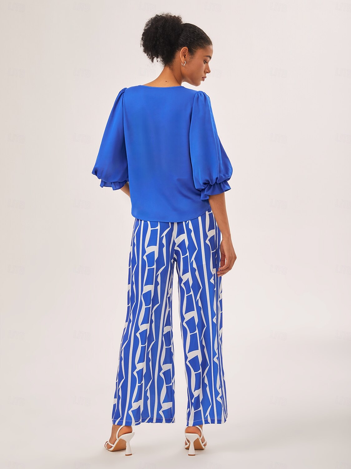 Satin Vacation-Style Solid Blue V-Neck Ruched Top