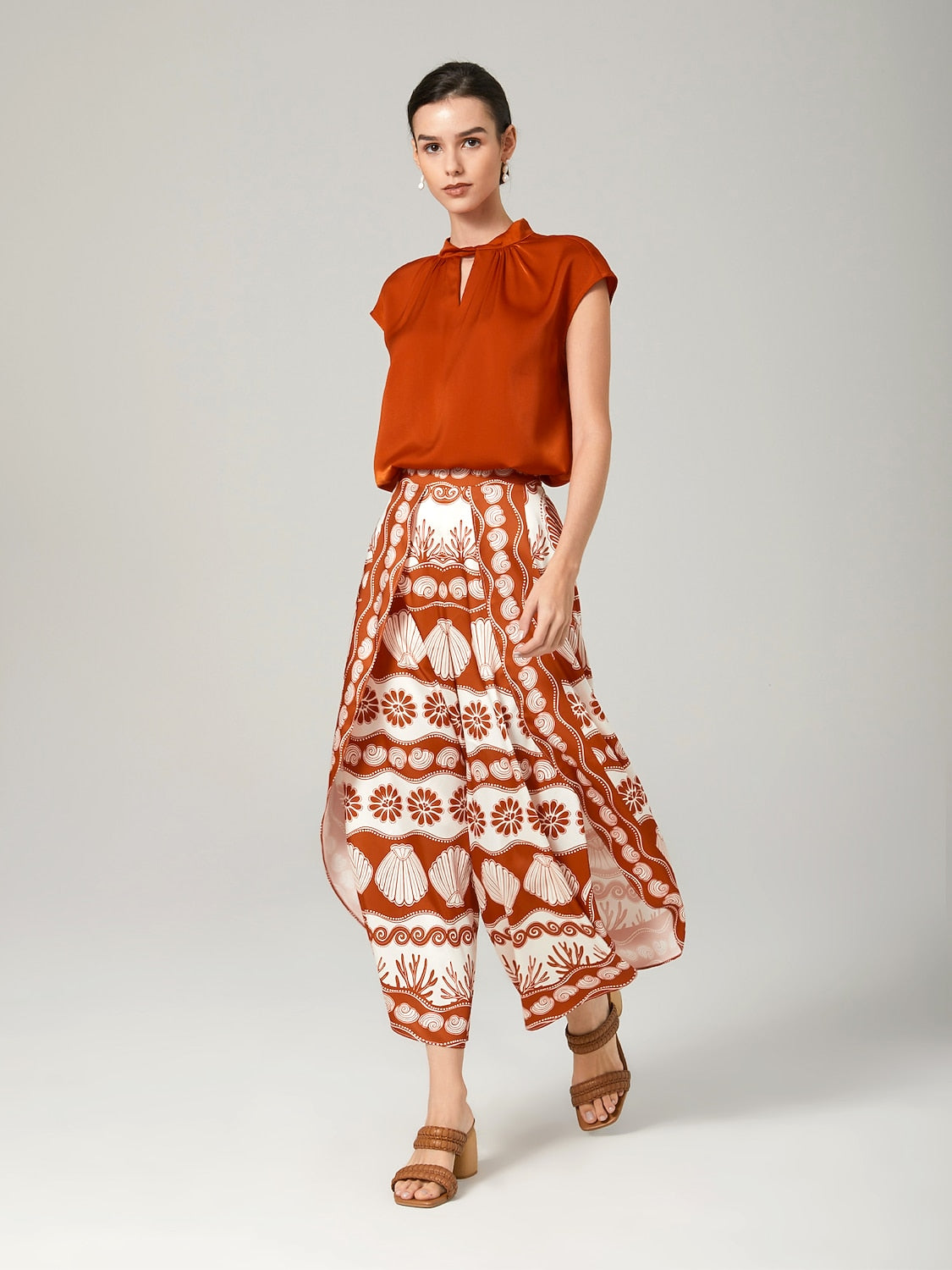 Orange Stand-Up Collar Sleeveless Knotted Top