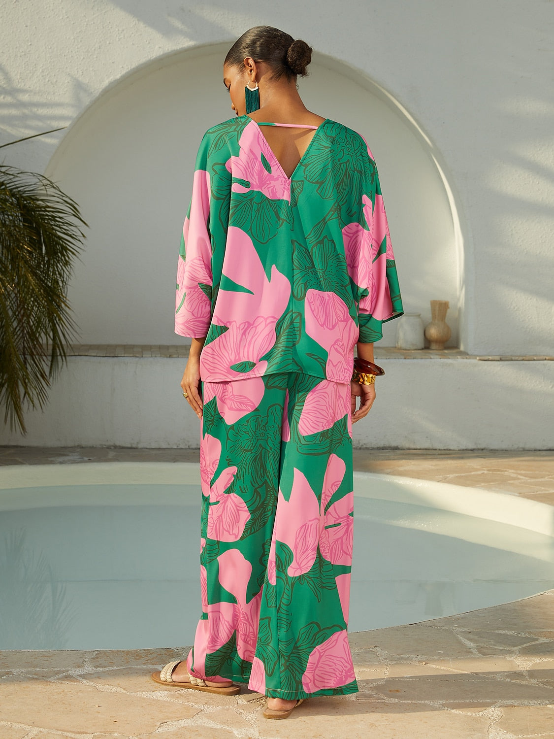 Vacation Contrast Geometric Print Dolman Sleeve Satin Top