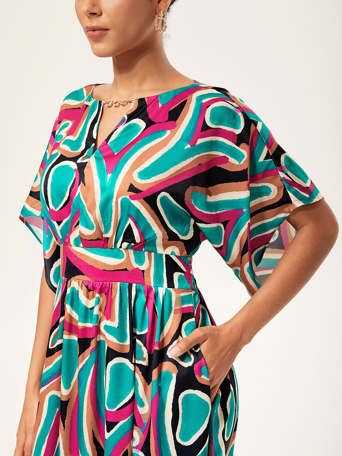 Colorful Abstract Batwing Sleeve Cinched Satin Dress