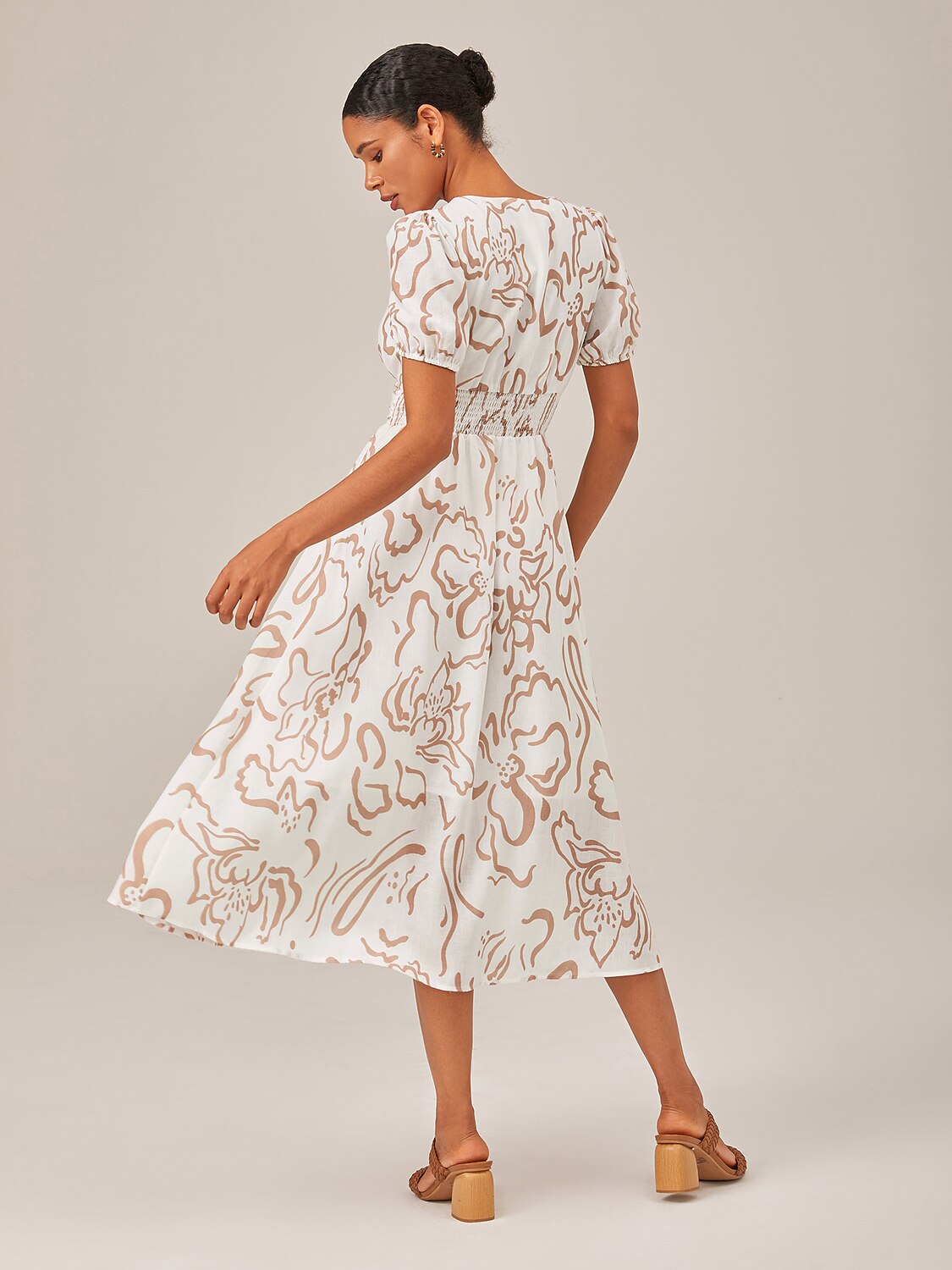 Abstract Art Print Linen-Like Waist-Cinching Maxi Dress