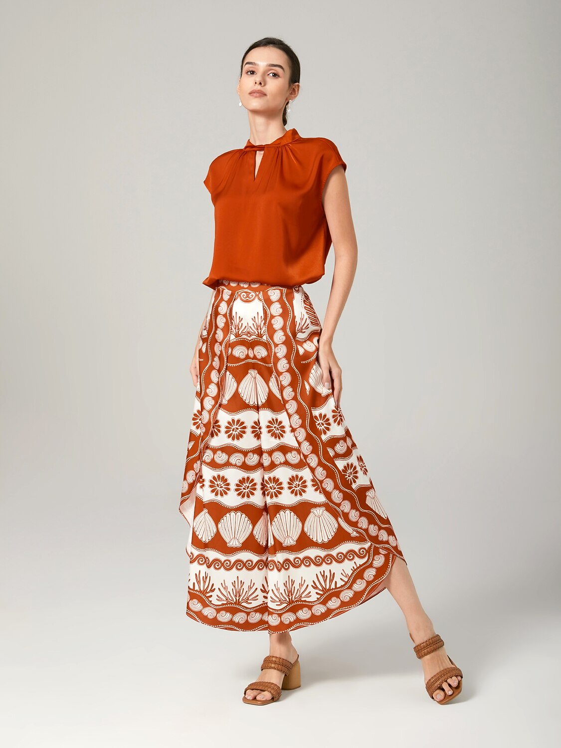 Orange Stand-Up Collar Sleeveless Knotted Top