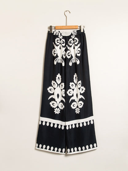 Pants Black Floral Print Straight Leg Satin