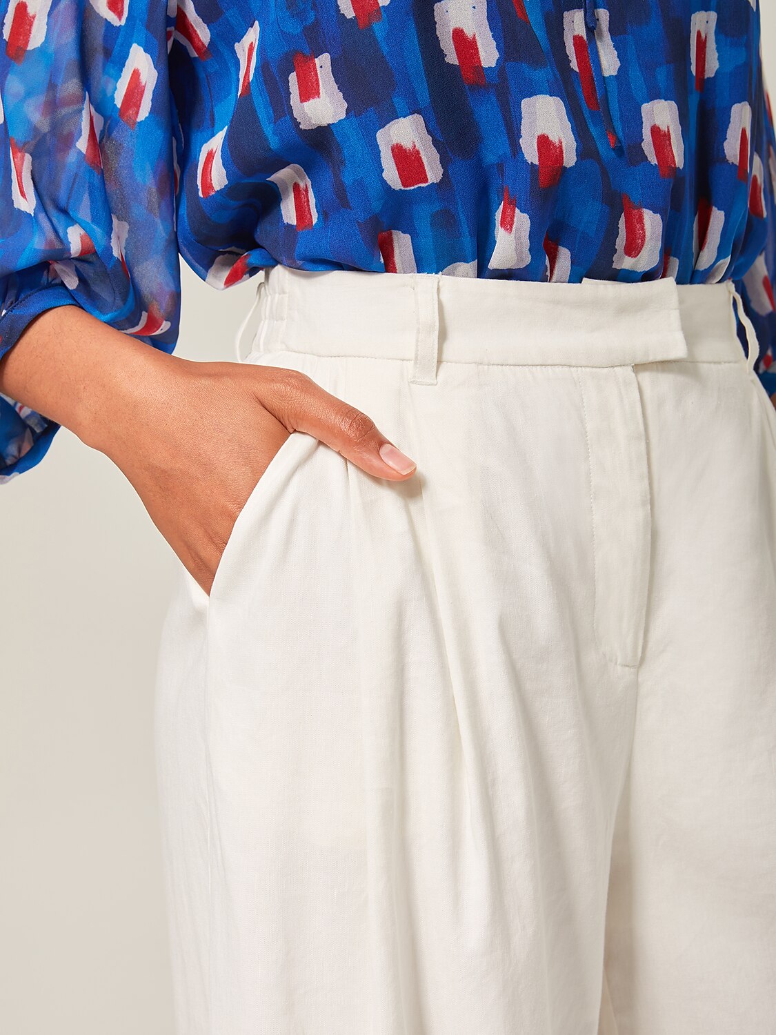 Breathable Linen Off-White Wide-Leg Pants